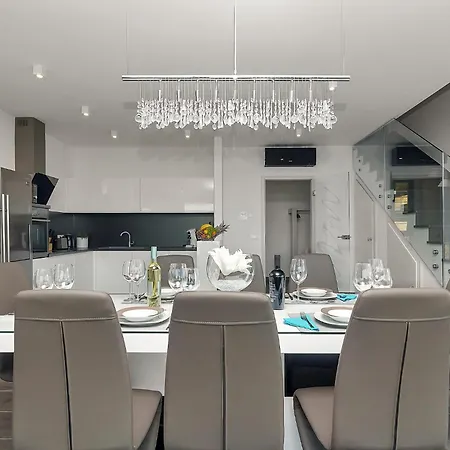 Nera-selina Βίλα