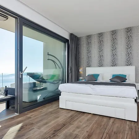 Nera-selina * Μακάρσκα